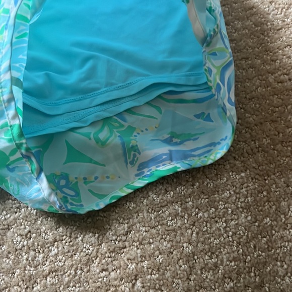 Lilly Pulitzer Luxletic Shorts XS - Picture 2 of 4